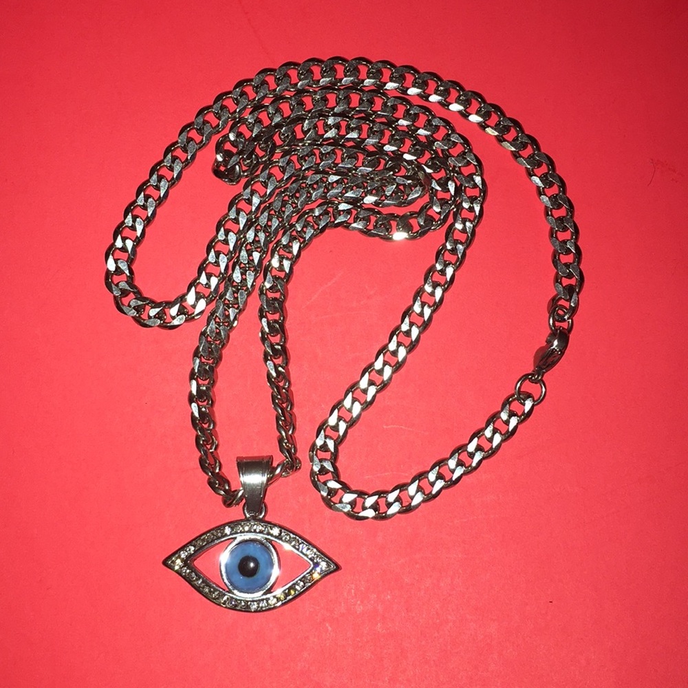 Stainless steel chain and eye charm